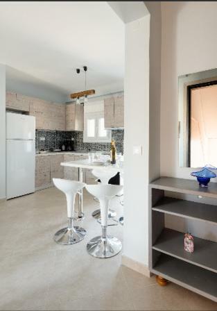 Bright Spacious Two-Bedroom Apartment Tessalónica Exterior foto